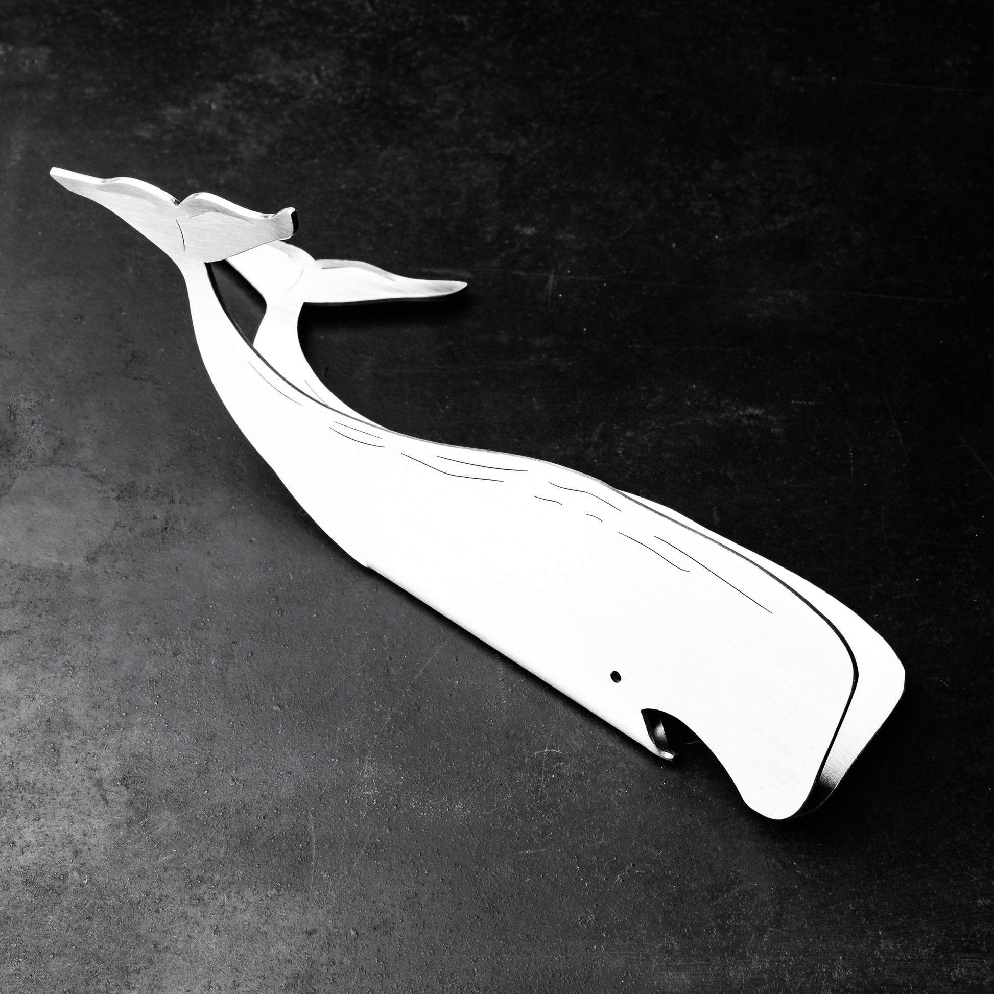 Nemo's Twist: "The Deep Sea Bottle Opener" - memobartools