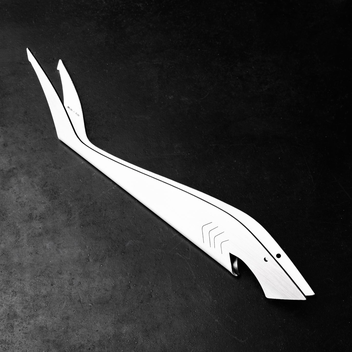 Nemo's Twist: "The Deep Sea Bottle Opener" - memobartools