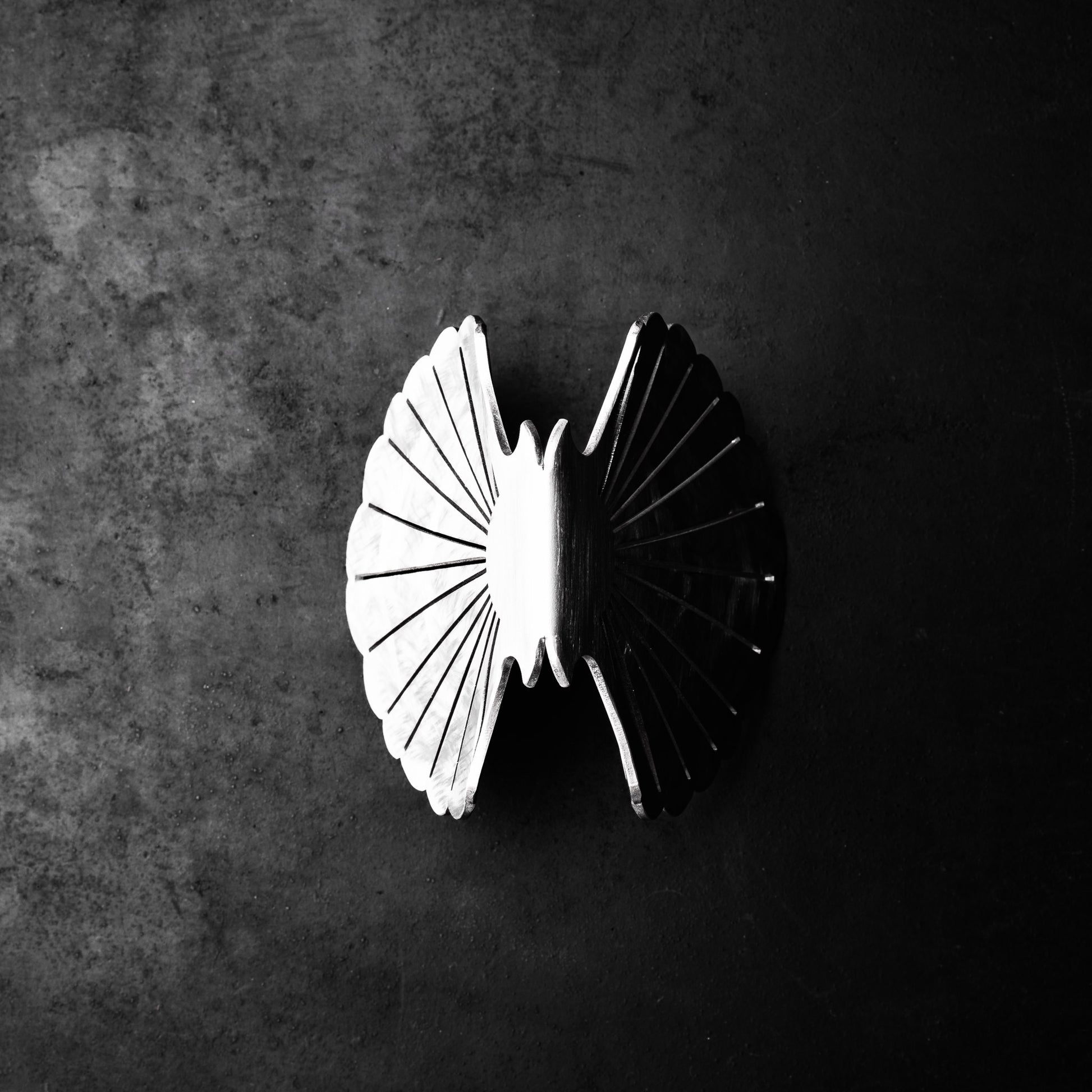 Nemo's Twist: "The Deep Sea Bottle Opener" - memobartools